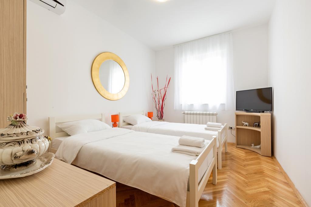 Dolce Vita Luxury Suites 贝尔格莱德 外观 照片