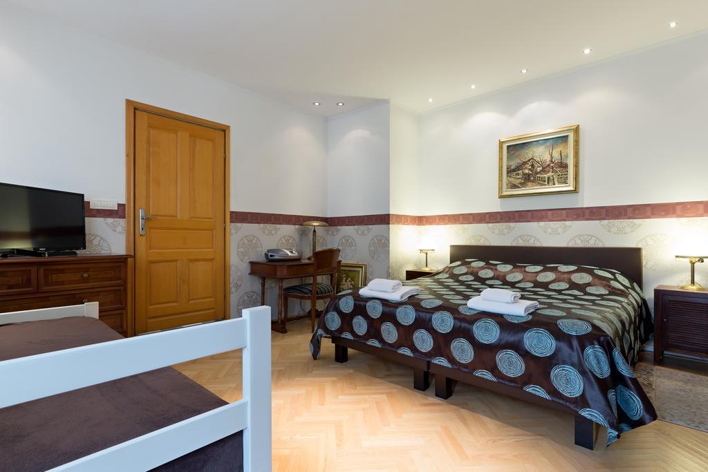 Dolce Vita Luxury Suites 贝尔格莱德 外观 照片